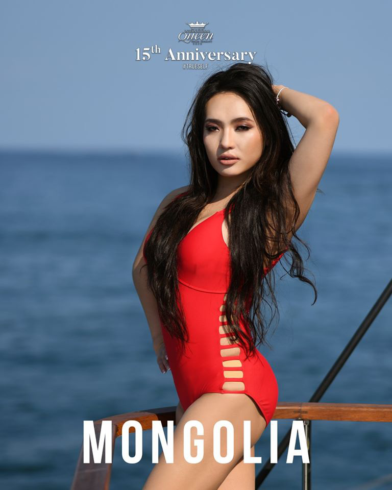 D N Ng I P Hoa H U Chuy N Gi I Khoe D Ng Trong Bikini R C