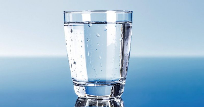 water-glass-istockjpgimage_784410.jpg