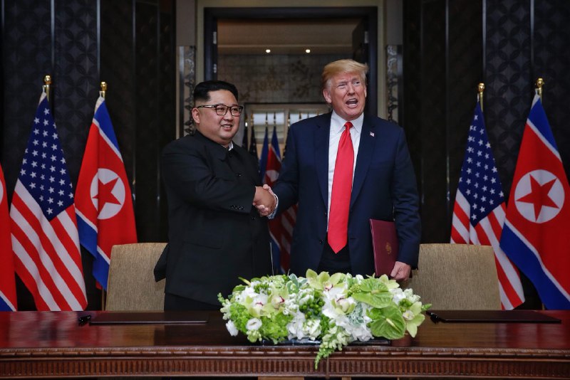 trump-kim-ky-ket-thoa-thuan-1.jpg