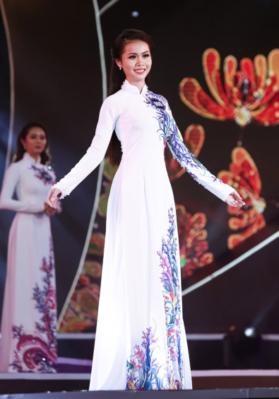 kim-ngoc-ao-dai.jpg