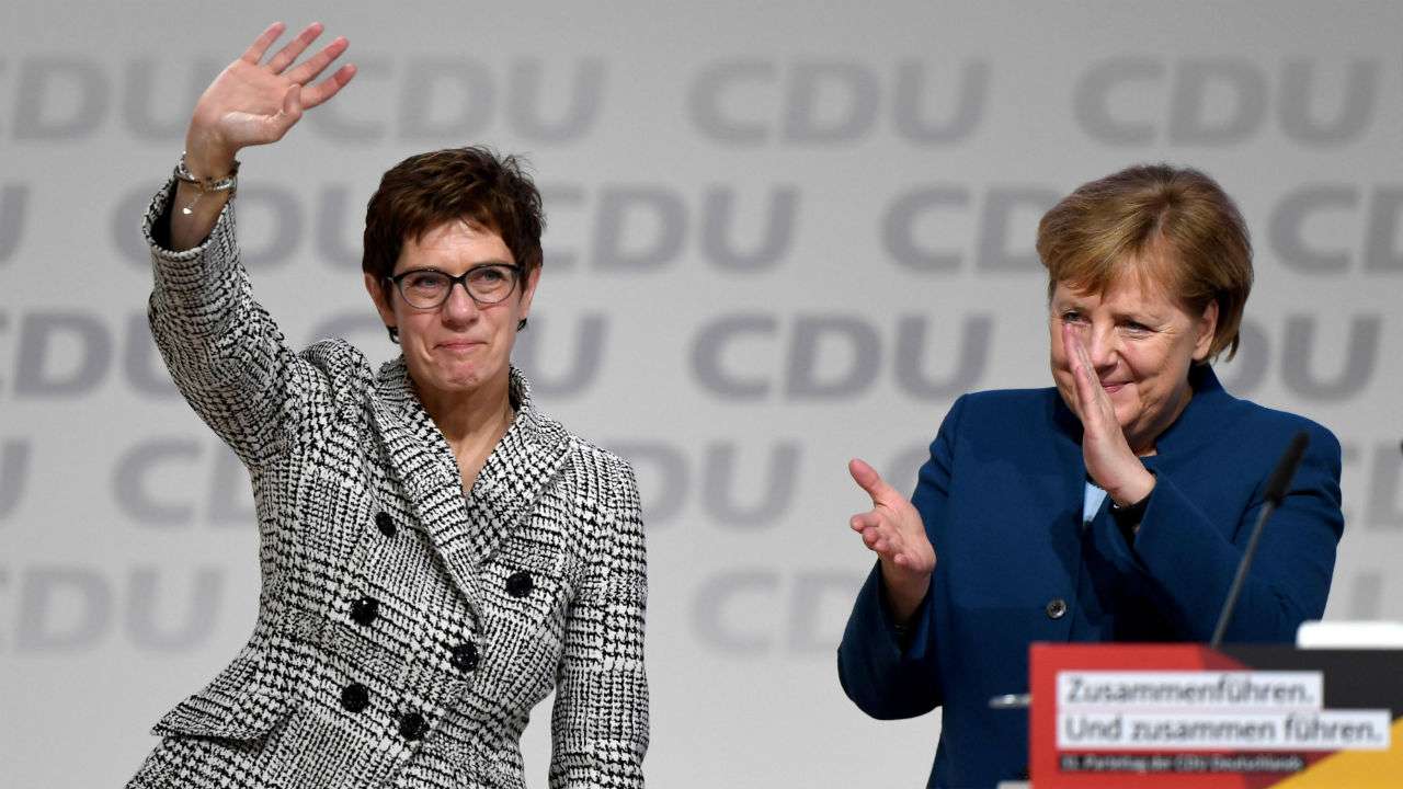 kramp-karrenbauer.jpg