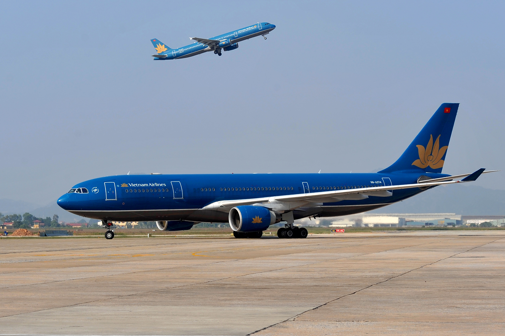 vietnam-airlines-tang-tai-dip-tet.JPG