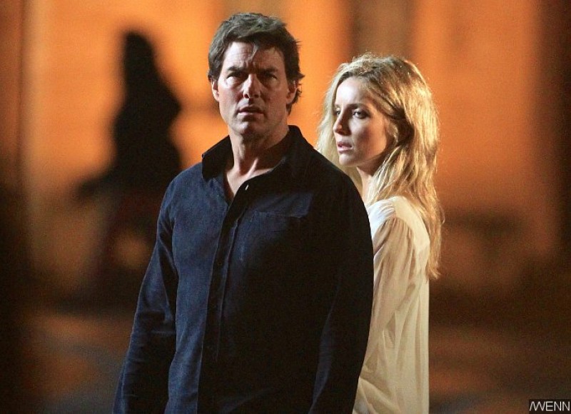 tom-cruise-and-annabelle-wallis-filming-the-mummy-reboot.jpg