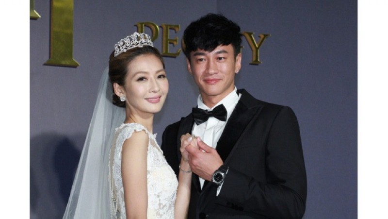 peter-ho-marries-9-year-girlfriend-peggy-20160902095304063-1472811185871.jpg