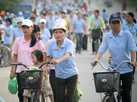 lao-dong-di-cu.jpg