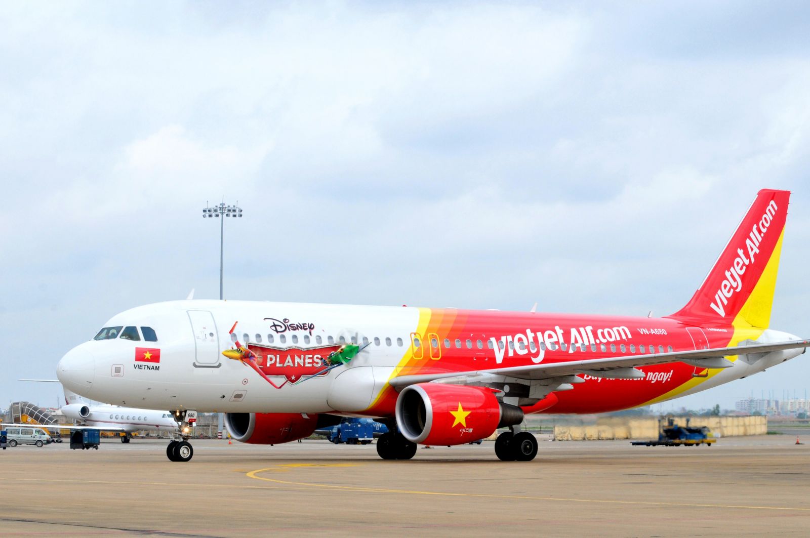 may-bay-vietjet-air-gap-su-co-ky-thuat-06-6471.jpg