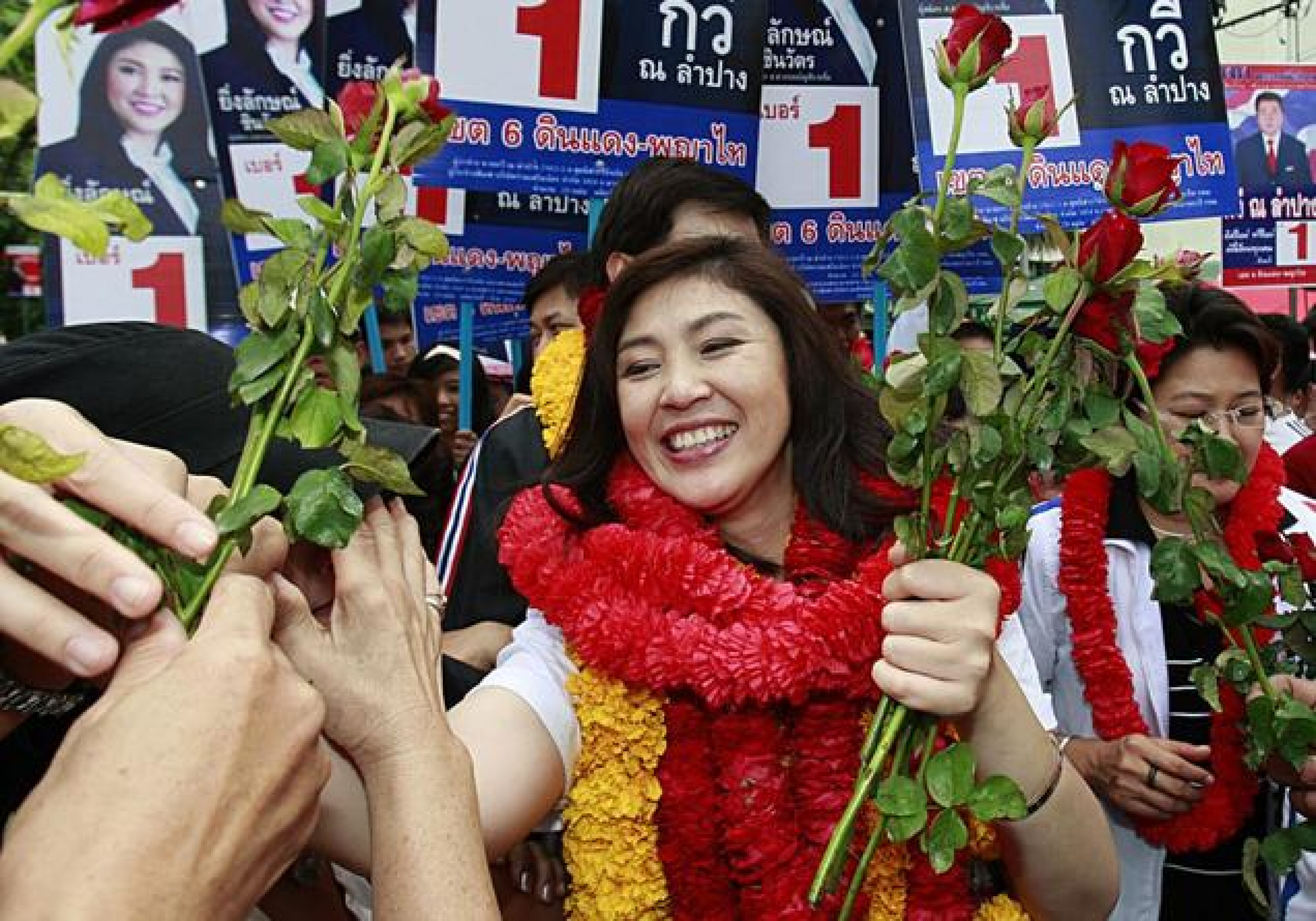 4-yingluck-shinawatra.jpg