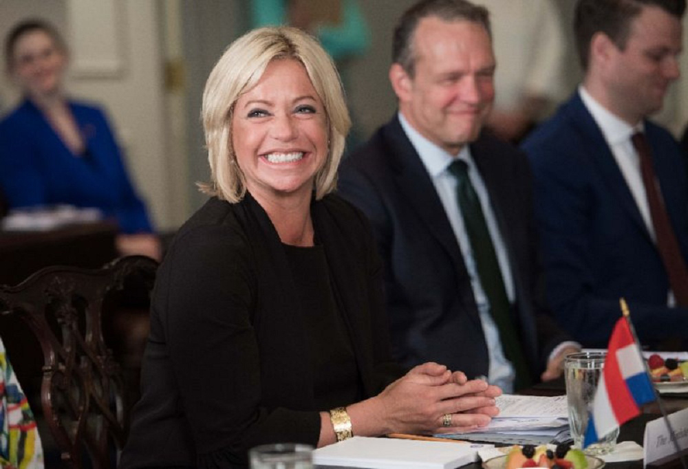 jeanine-hennis-plasschaert-1.jpg