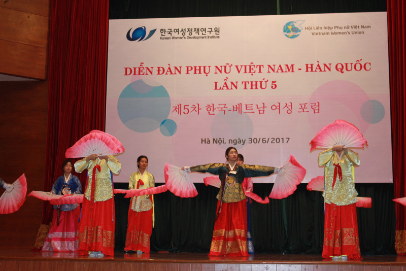 dien-dan-phu-nu-viet-nam-han-quoc-6.JPG