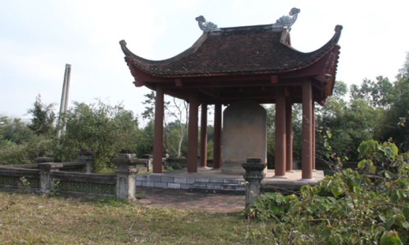 bia-khn-nguyn-cch-m-hong-thi-hu-ng-th-ngc-dao-khong-100-m-v-pha-ty.jpg