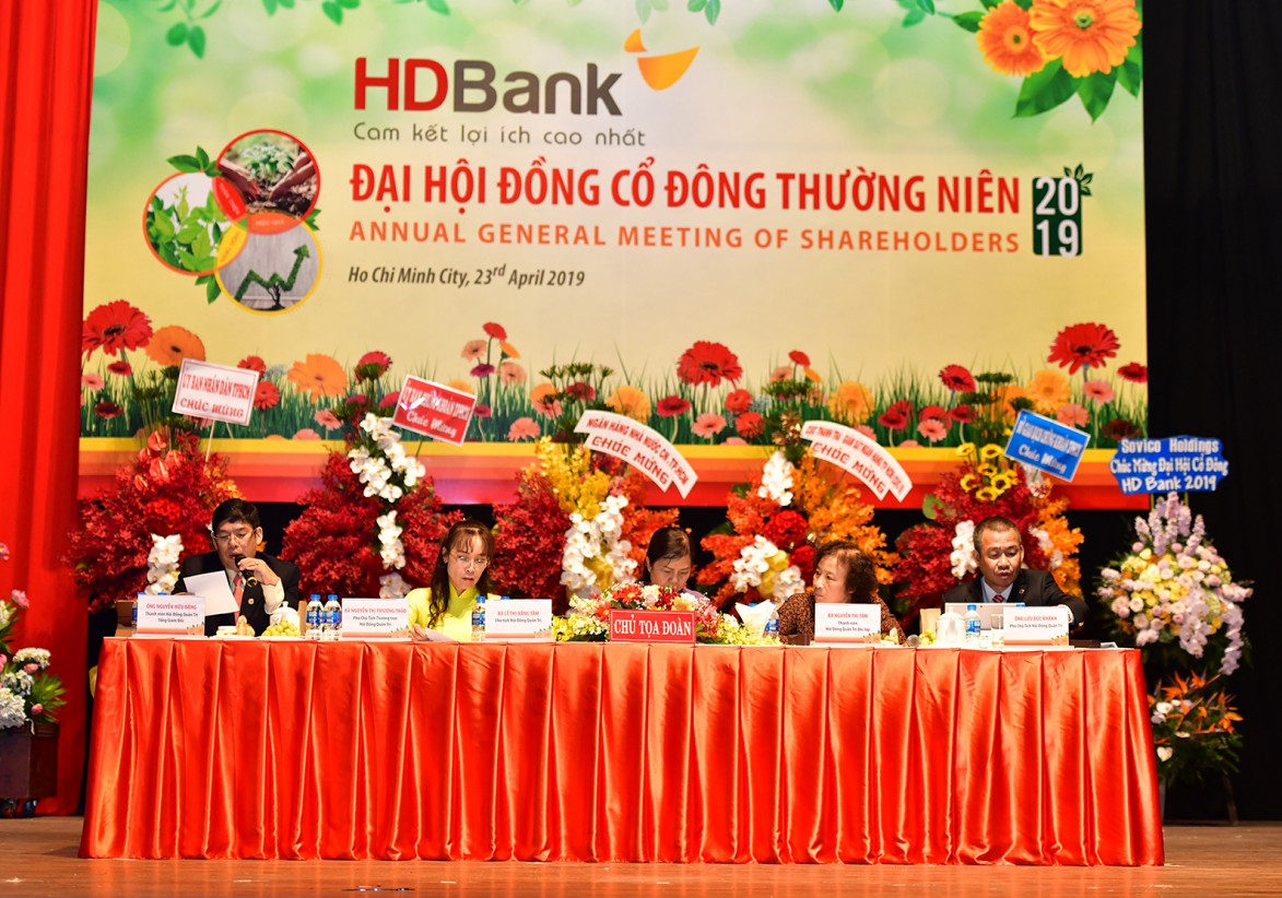 hdbank-hinh-dhcd-2-2019.JPG