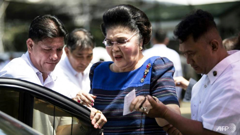 imelda-marcos-7.jpg