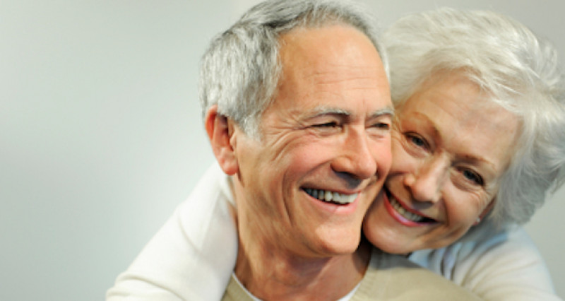 old_couple_happy_5791.jpg