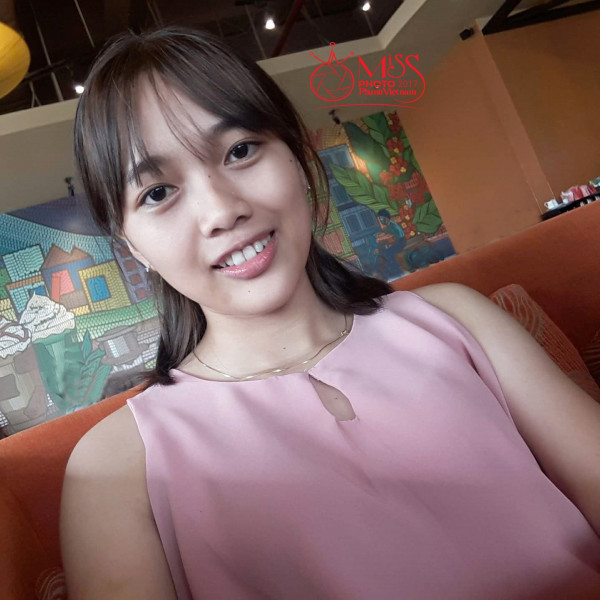 selfie-thu-thuy.jpg