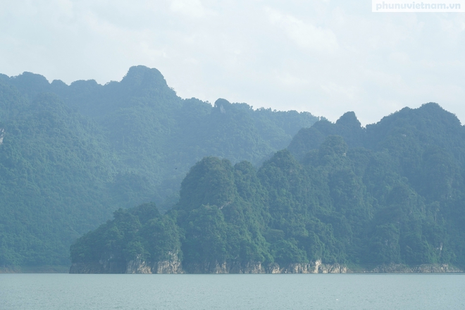 Danh thắng Thượng Lâm - “Vịnh Hạ Long trên cạn” giữa đại ngàn Tuyên Quang- Ảnh 5.