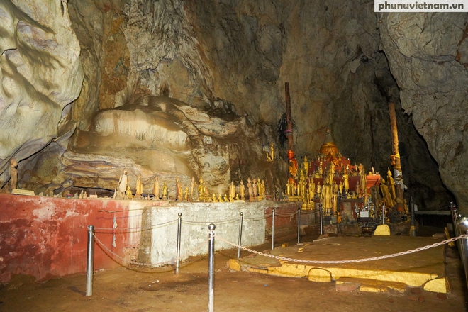 Hang Phật linh thiêng ở ngã ba sông với hơn 4.000 pho tượng sống động- Ảnh 13. Hang Phật linh thiêng ở ngã ba sông với hơn 4.000 pho tượng sống động- Ảnh 13.