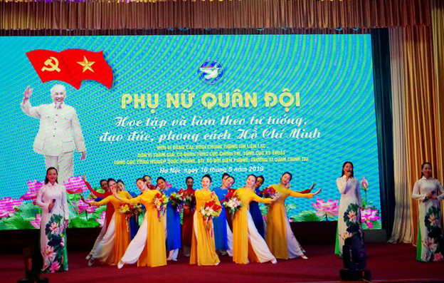 Giải thưởng Phụ nữ Việt Nam 2020 &quot;gọi tên&quot; những chiến sĩ trên mặt trận nghệ thuật - Ảnh 1.