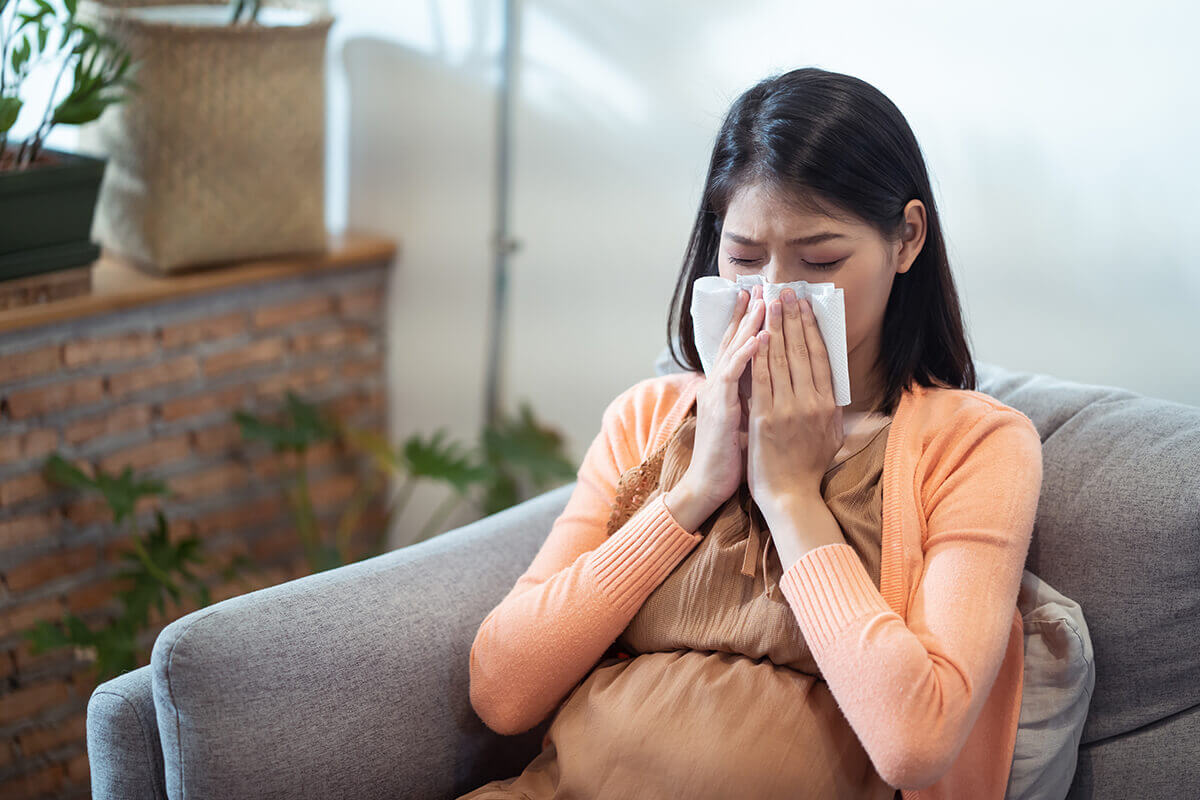 Nguyên nhân cảm cúm khi mang thai của mẹ bầu là gì? - Ảnh 1.