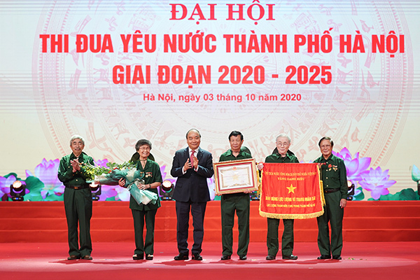 Hà Nội vinh danh 10 Công dân Thủ đô ưu tú 2020 - Ảnh 1.