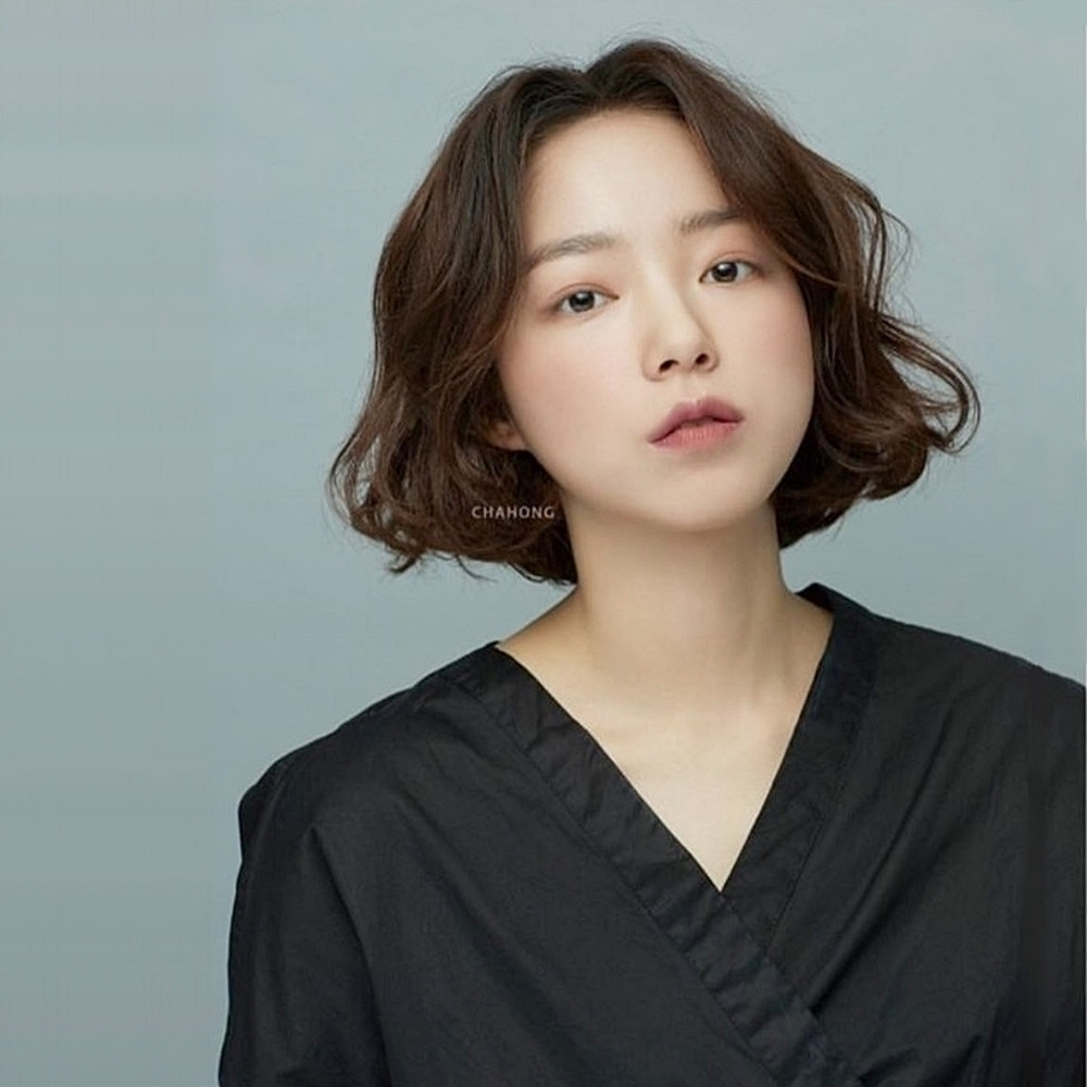 Stylist Hàn hé lộ 6 kiểu tóc ngắn cực sang mặt để các nàng &quot;tân trang&quot; nhan sắc trong 2 tháng cuối năm 2020 - Ảnh 8.
