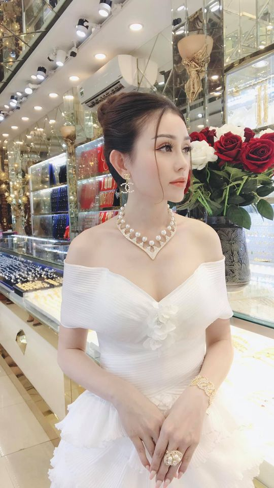 Gặp Lê Quỳnh Trang - chủ tiệm vàng Hoàng Phát để biết bí quyết giữ nét thanh xuân mãi trường tồn - Ảnh 5.