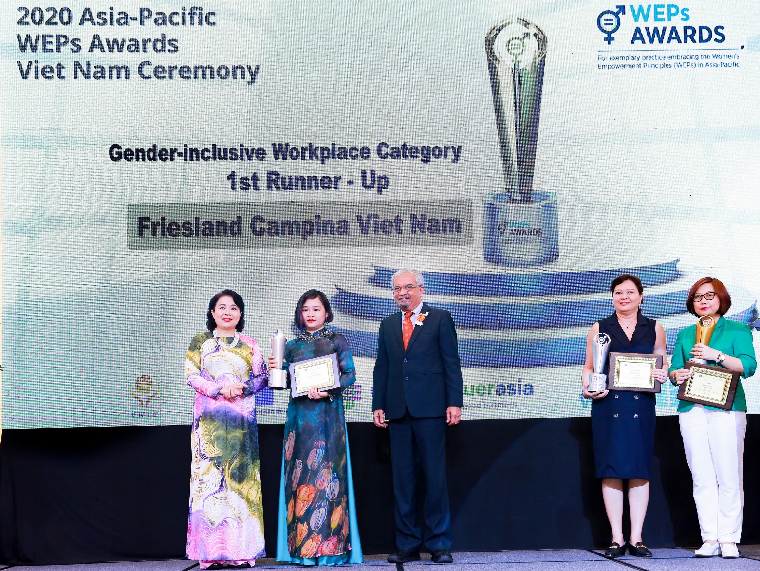 FrieslandCampina Việt Nam nhận Giải thưởng trao quyền cho Phụ nữ  - Ảnh 1.