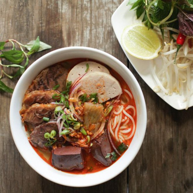 8 món ăn đường phố Sài Gòn khiến khách Tây mê mệt do blogger Úc bình chọn - Ảnh 3.