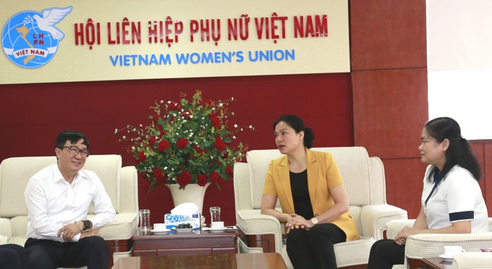 Hội LHPN Việt Nam dẫn đầu trong hoạt động ủy thác Ngân hàng CSXH với “6 nhất” - Ảnh 1.