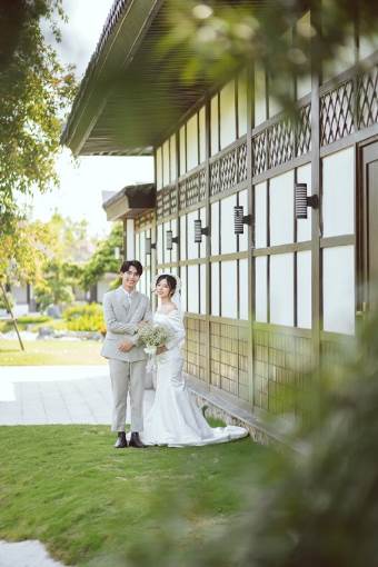 Ngất ngây bộ ảnh cưới đẹp như mơ tại vườn Nhật Bản Vinhomes Smart City - Ảnh 9.