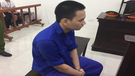 Phan Việt Long tại phiên tòa sơ thẩm.