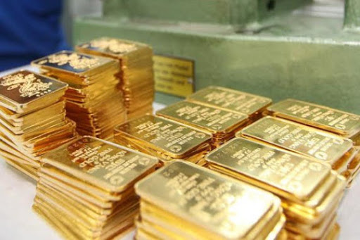Thị trường trong nước trên đà tái lập ngưỡng 49 triệu đồng/lượng, tăng theo nhịp của giá vàng thế giới - Ảnh 1.