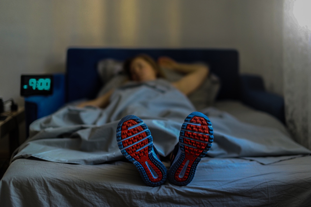 Tổng hợp các mẹo giúp bạn dễ ngủ và ngủ ngon hơn trong mùa hè nóng kỷ lục - Ảnh 3.