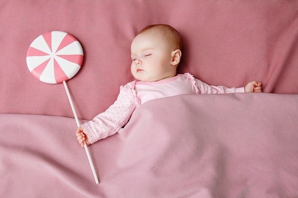 Chăm trẻ sơ sinh mà bật đèn ngủ cả đêm: Những tác hại không thể ngờ - Ảnh 4.