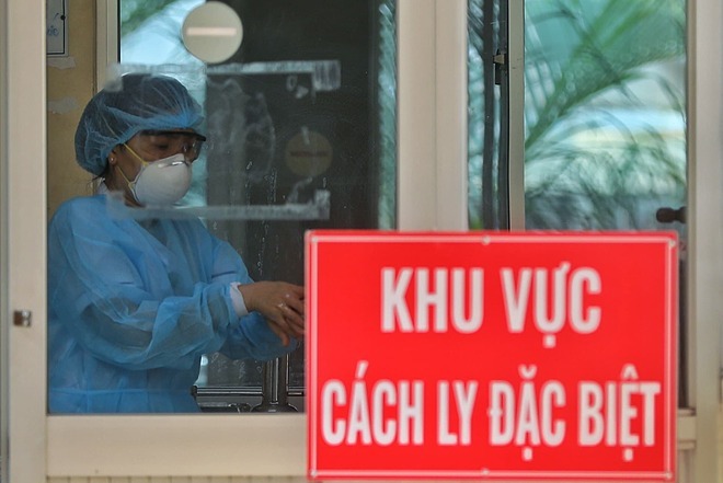 Chi phí điều trị COVID-19 cho bệnh nhân nước ngoài tại Việt Nam hết bao nhiêu tiền, đơn vị nào phải chi trả? - Ảnh 1.