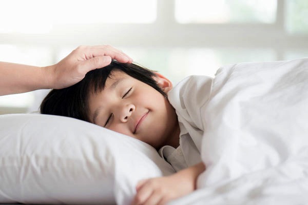 Sự khác biệt lớn giữa trẻ ngủ trưa và không ngủ trưa cha mẹ cần biết - Ảnh 1.