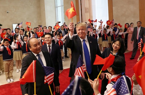 Ngoại trưởng Hoa Kỳ ra tuyên bố kỷ niệm 25 năm quan hệ với Việt Nam - Ảnh 1.