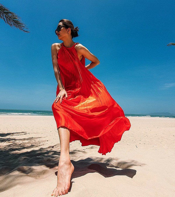 Các người đẹp Việt đang phải lòng một kiểu váy siêu thoải mái, diện vào mùa hè đẹp miễn chê - Ảnh 8.