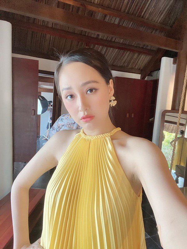 Các người đẹp Việt đang phải lòng một kiểu váy siêu thoải mái, diện vào mùa hè đẹp miễn chê - Ảnh 3.