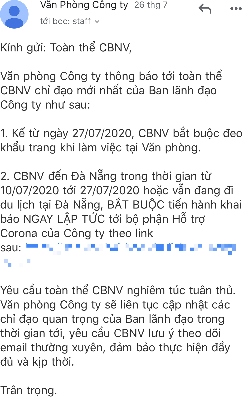 Sau ca bệnh thứ 416, một công ty truyền thông ở Hà Nội nghiêm túc chủ động đeo khẩu trang tại văn phòng, yêu cầu nhân viên du lịch Đà Nẵng khai báo tình trạng sức khỏe - Ảnh 1.