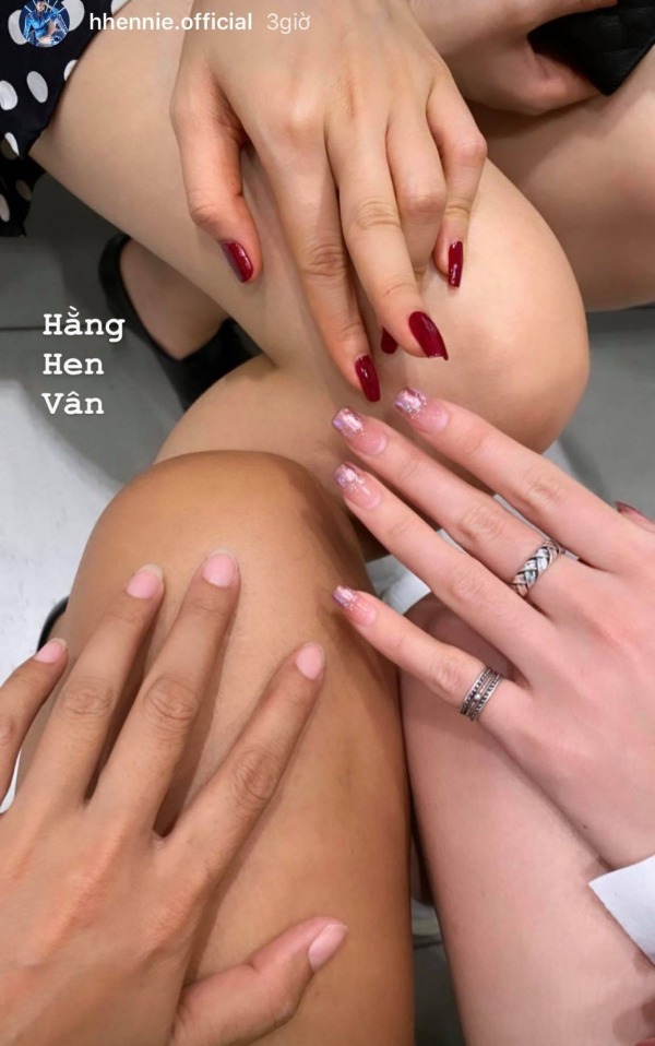 Hội chị em Hoa hậu khoe nails lấp lánh nhưng móng tay của H'Hen Niê là khác biệt nhất - Ảnh 2.