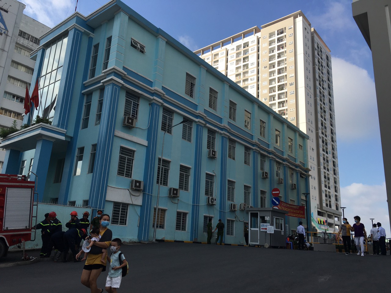 Chủ đầu tư "mặc cả" với UBND quận việc mở đường cho trường Mầm non 26? - Ảnh 1.