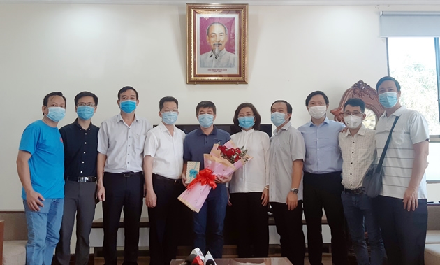 Chủ tịch TP Đà Nẵng cảm ơn các tỉnh, thành đã giúp đỡ TP chống dịch Covid-19 - Ảnh 1.
