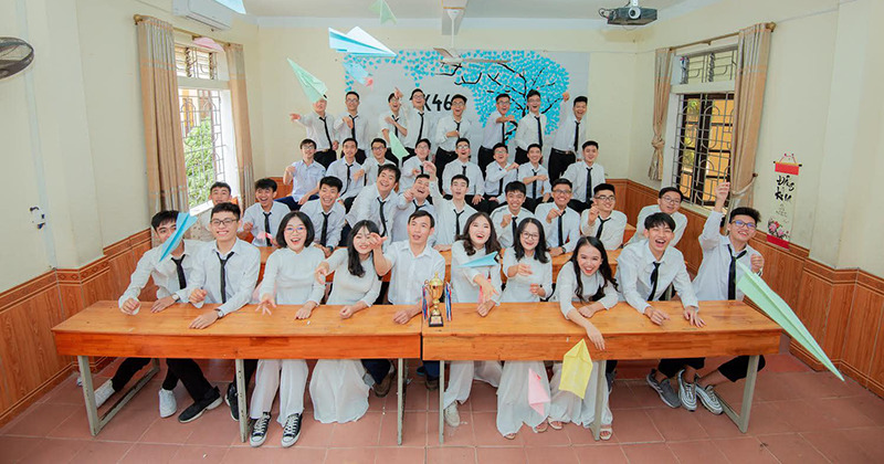 Ngôi trường “máu mặt” nhất Nghệ An, thi đâu thắng đấy, một lớp có tới 100% học sinh đậu đại học - Ảnh 1.
