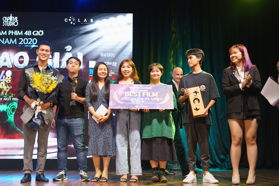 “Lư Đồng” thắng đậm tại cuộc thi làm phim 48 giờ Việt Nam 2020 - Ảnh 1. “Lư Đồng” thắng đậm tại cuộc thi làm phim 48 giờ Việt Nam 2020 - Ảnh 1.