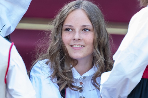 Nhan sắc tuổi 17 của nữ hoàng Na Uy tương lai - Ảnh 2.