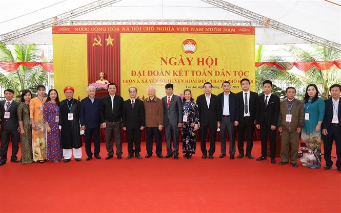 Tổng Bí thư Nguyễn Phú Trọng dự Ngày hội Đại đoàn kết toàn dân tộc tại xã Yên Sở - Ảnh 2.