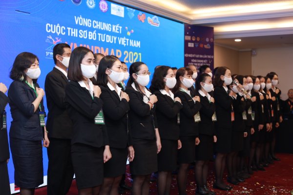 12 thí sinh Cuộc thi Sơ đồ Tư duy Việt Nam 2021 được trao bằng xác lập Kỷ lục Việt Nam - Ảnh 2.