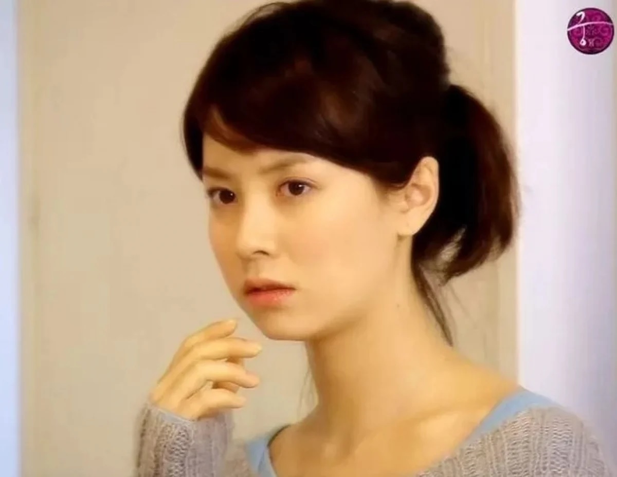 Đã 39 tuổi nhưng làn da của Song Ji Hyo vẫn láng mượt như thời 20 nhờ 5 bí kíp sau - Ảnh 1.