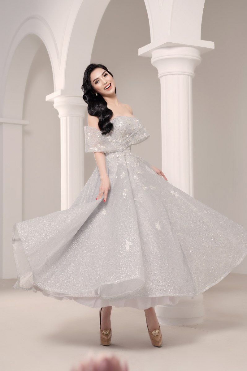 MC Kim Huyền Sâm: Tỏa sáng từ vai trò ca sĩ đến làm MC - Ảnh 6. MC Kim Huyền Sâm: Tỏa sáng từ vai trò ca sĩ đến làm MC - Ảnh 6.