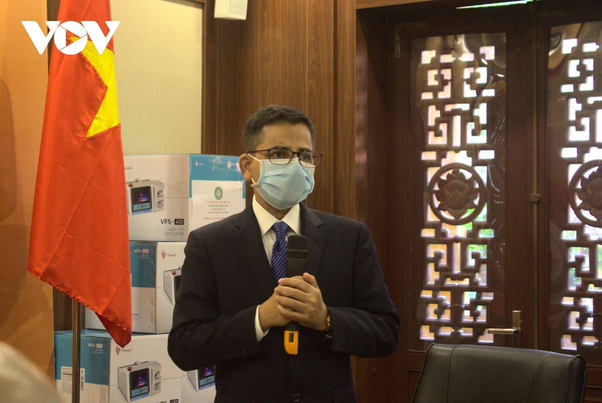 Giáo hội Phật giáo Việt Nam trao tặng máy thở, máy tạo oxy cho nhân dân Ấn Độ - Ảnh 3.